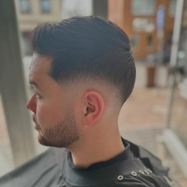 Haarschnitt bei Súsa Friseur